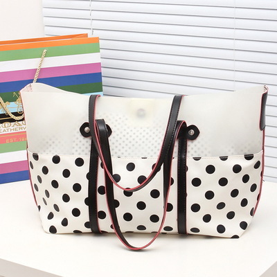 紅狼廠家直銷塑料兜子點點單肩背手提包 源頭直供，實惠之選